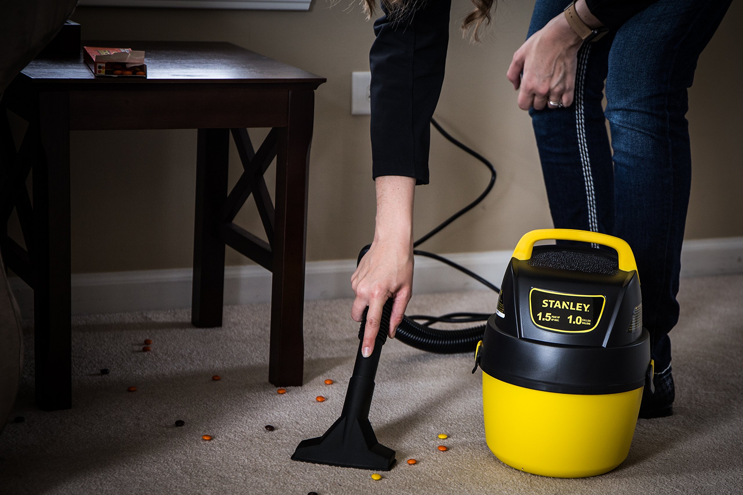 Stanley Wet/Dry Vacuum with Wall Mount, 1 Gallon, 1.5 Horsepower - Image 4