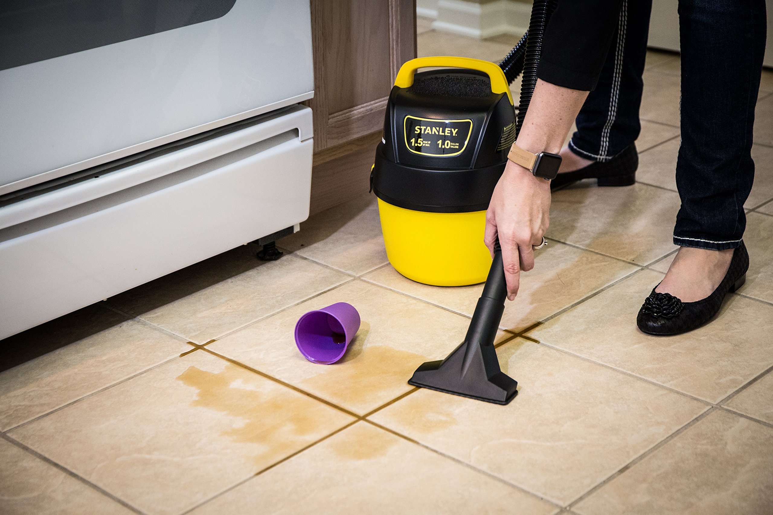 Stanley Wet/Dry Vacuum with Wall Mount, 1 Gallon, 1.5 Horsepower - Image 6